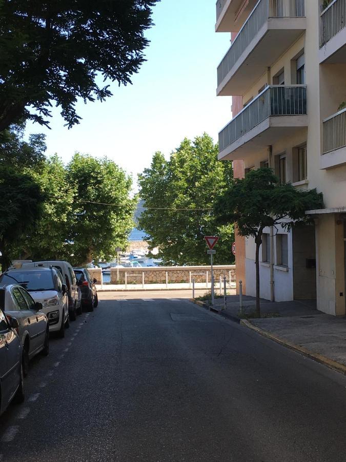 Goeland 3, Climatise, Wifi, Balcons Petite Vue Mer Laterale Au 3 Eme Etage Sans Ascenseur Toulon Exterior photo