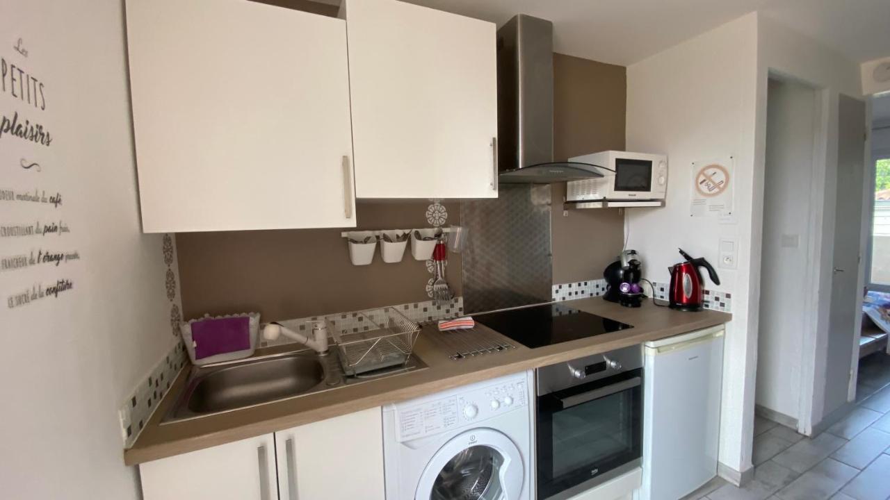 Goeland 3, Climatise, Wifi, Balcons Petite Vue Mer Laterale Au 3 Eme Etage Sans Ascenseur Toulon Exterior photo